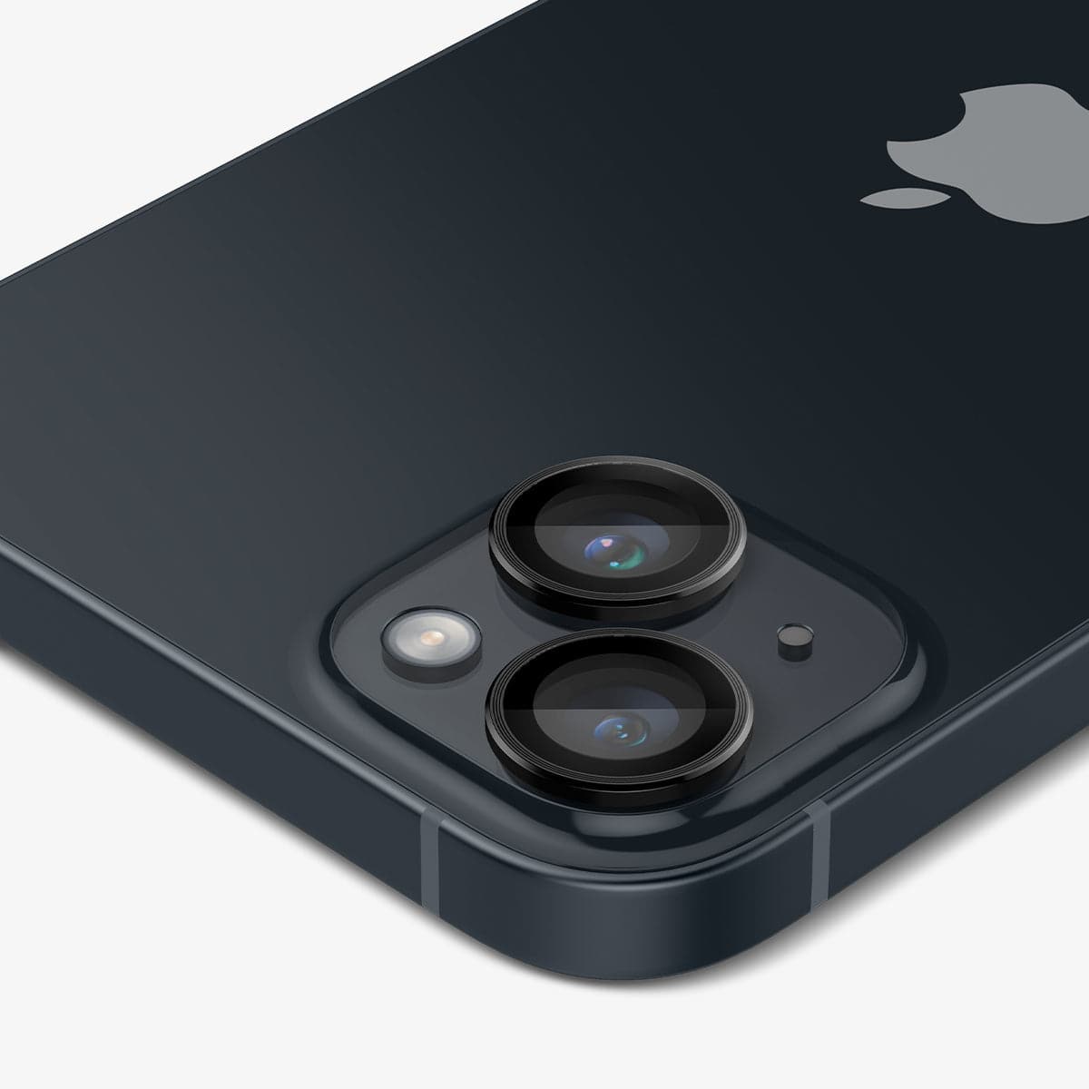 AGL05213 - iPhone 14 / 14 Plus Optik Pro Lens Protector in black showing the back, side and top zoomed in on camera lens