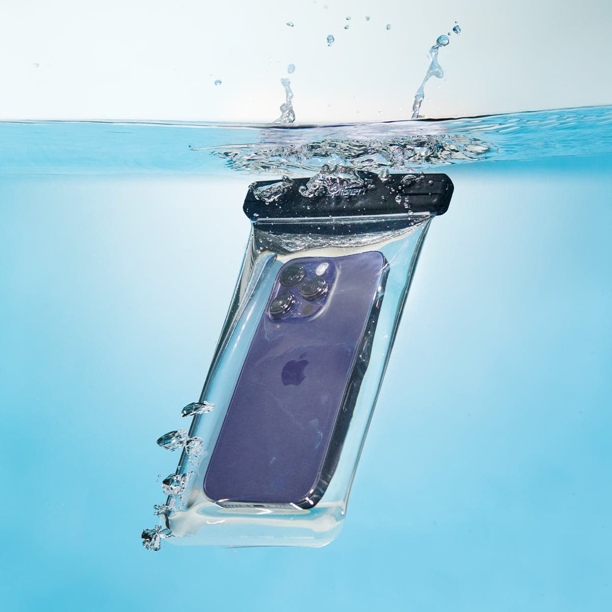 AMP04526 - AquaShield Waterproof Case A601 in Crystal Clear showing the plunging of the device in the water with the waterproof case on